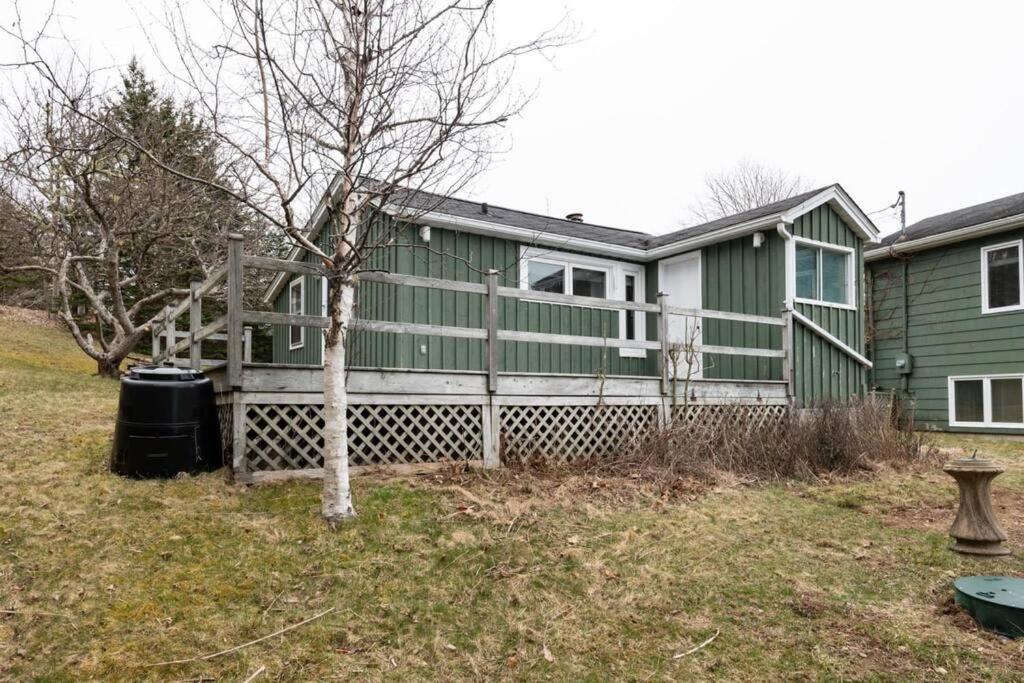 Hackett'S Cove Oceanfront Tiny Cottage For Two Hacketts Cove Exterior photo